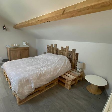 Chambre Privative Chez Toutoune Fontainebrux Buitenkant foto